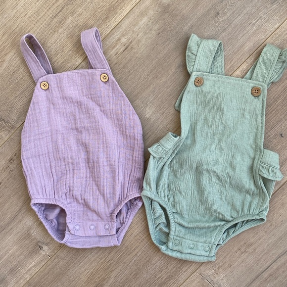 💚💜Gauze One Piece Bundle - Picture 1 of 7